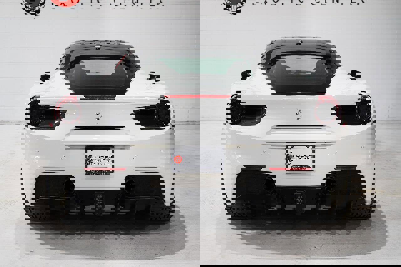 Used 2016 Ferrari 488 GTB image 3