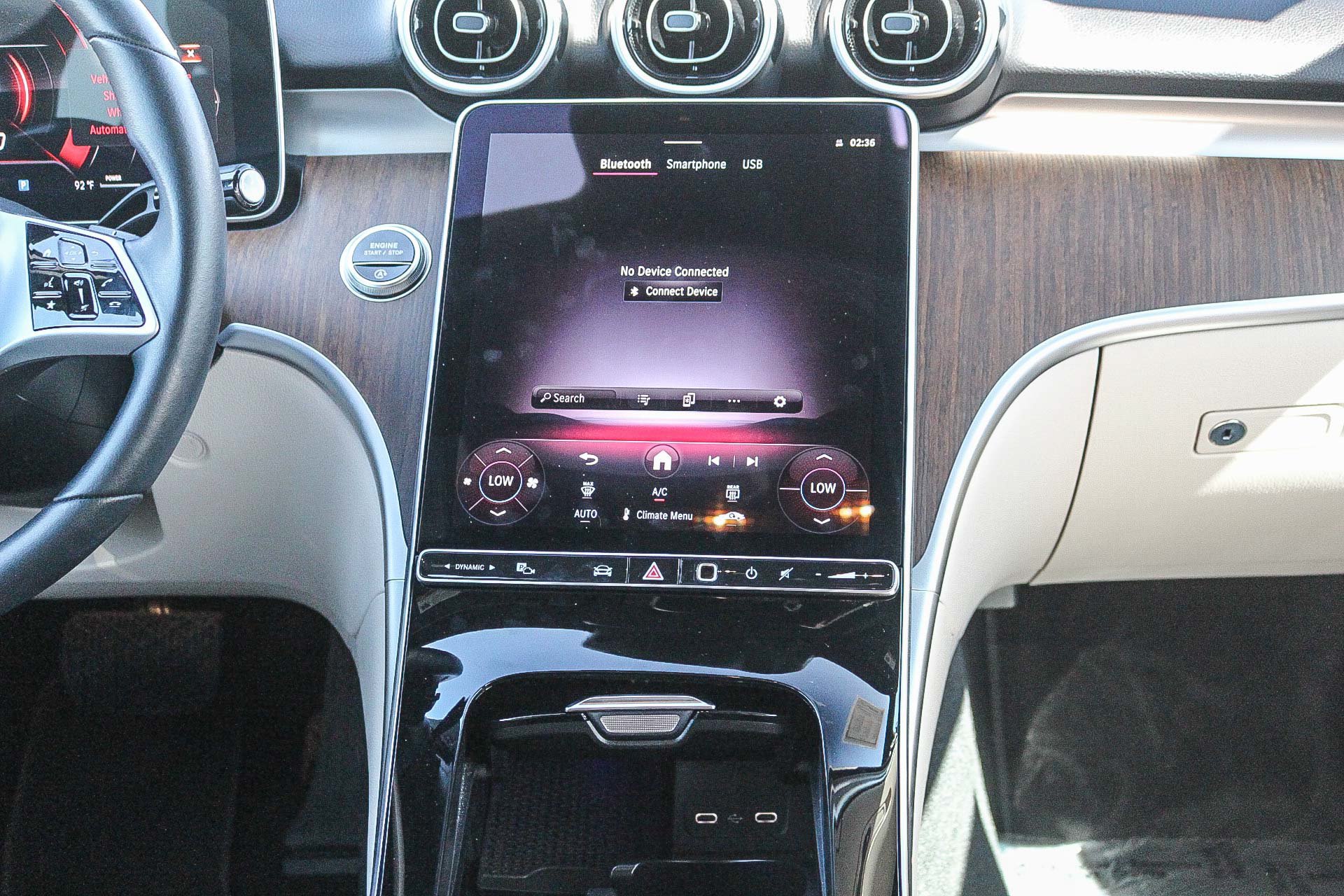 Used 2025 Mercedes-Benz C 300 4MATIC Sedan image 3