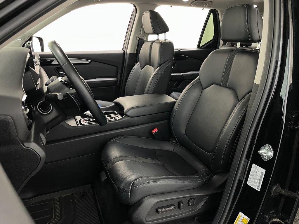 Used 2024 Honda Pilot Touring image 28