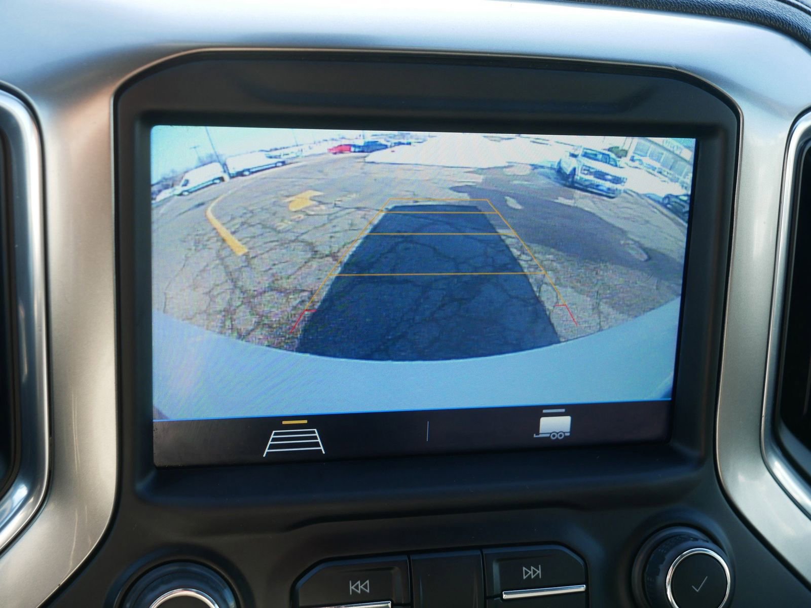 Used 2022 Chevrolet Silverado 1500 LT image 28