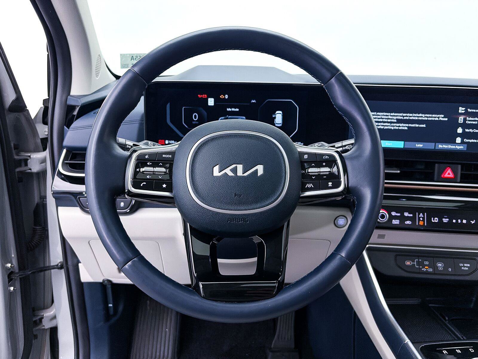 Used 2025 Kia Carnival SX Prestige FWD image 35