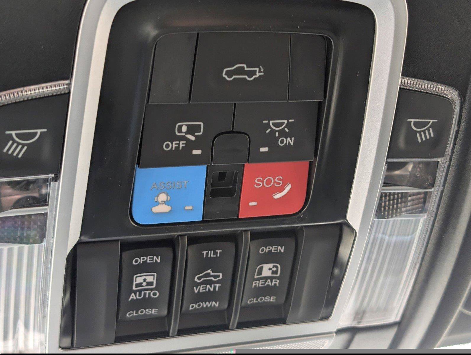 New 2024 RAM 2500 Limited AWD/4WD image 30
