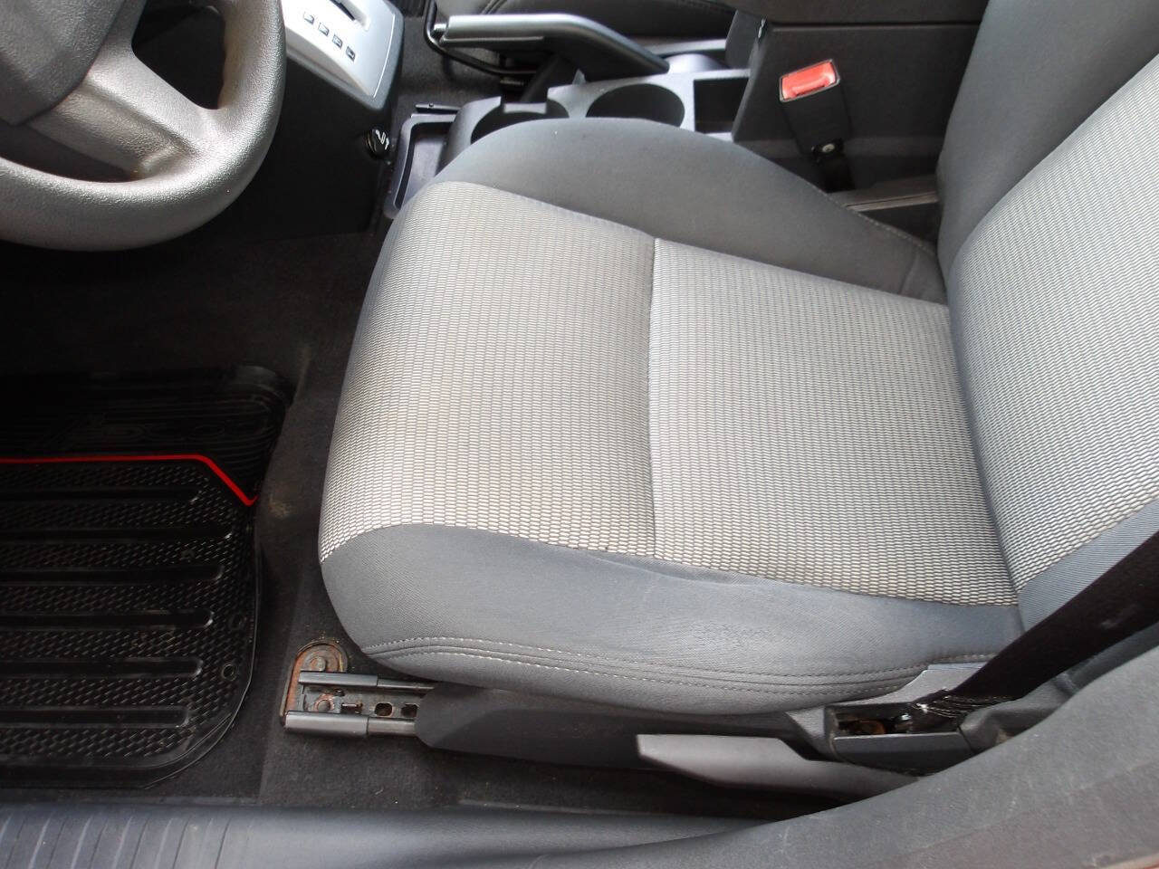Used 2009 Dodge Caliber SXT FWD image 18