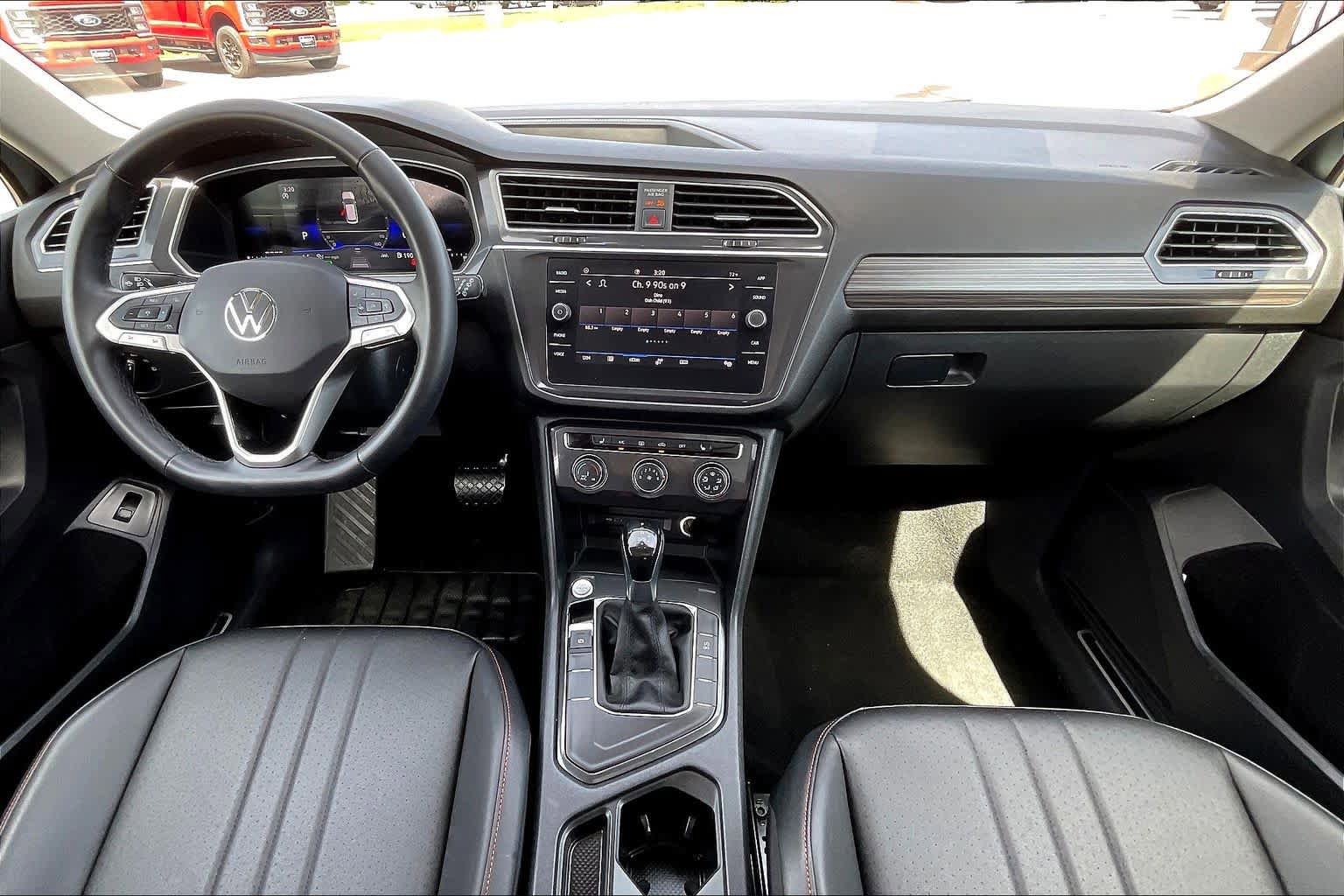 Used 2024 Volkswagen Tiguan Wolfsburg Edition FWD image 15