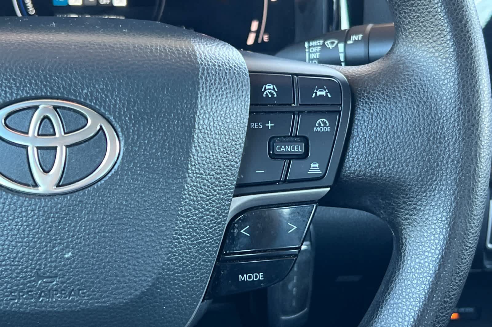 Used 2025 Toyota Camry LE FWD image 26
