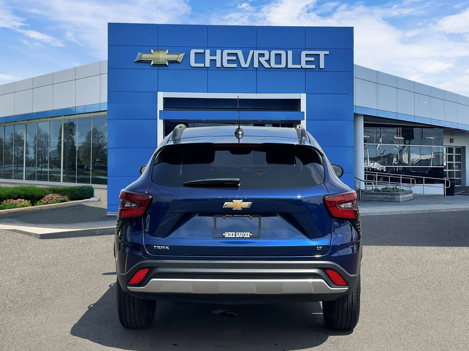 Certified 2024 Chevrolet Trax LT w/ Driver Confidence Package FWD image 4