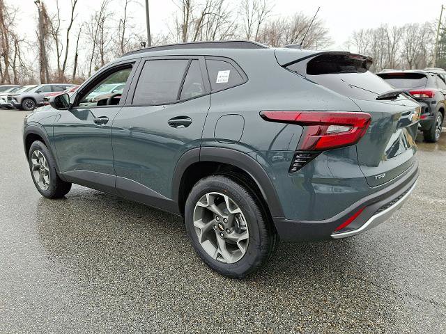 New 2026 Chevrolet Trax LT w/ Driver Confidence Package image 3