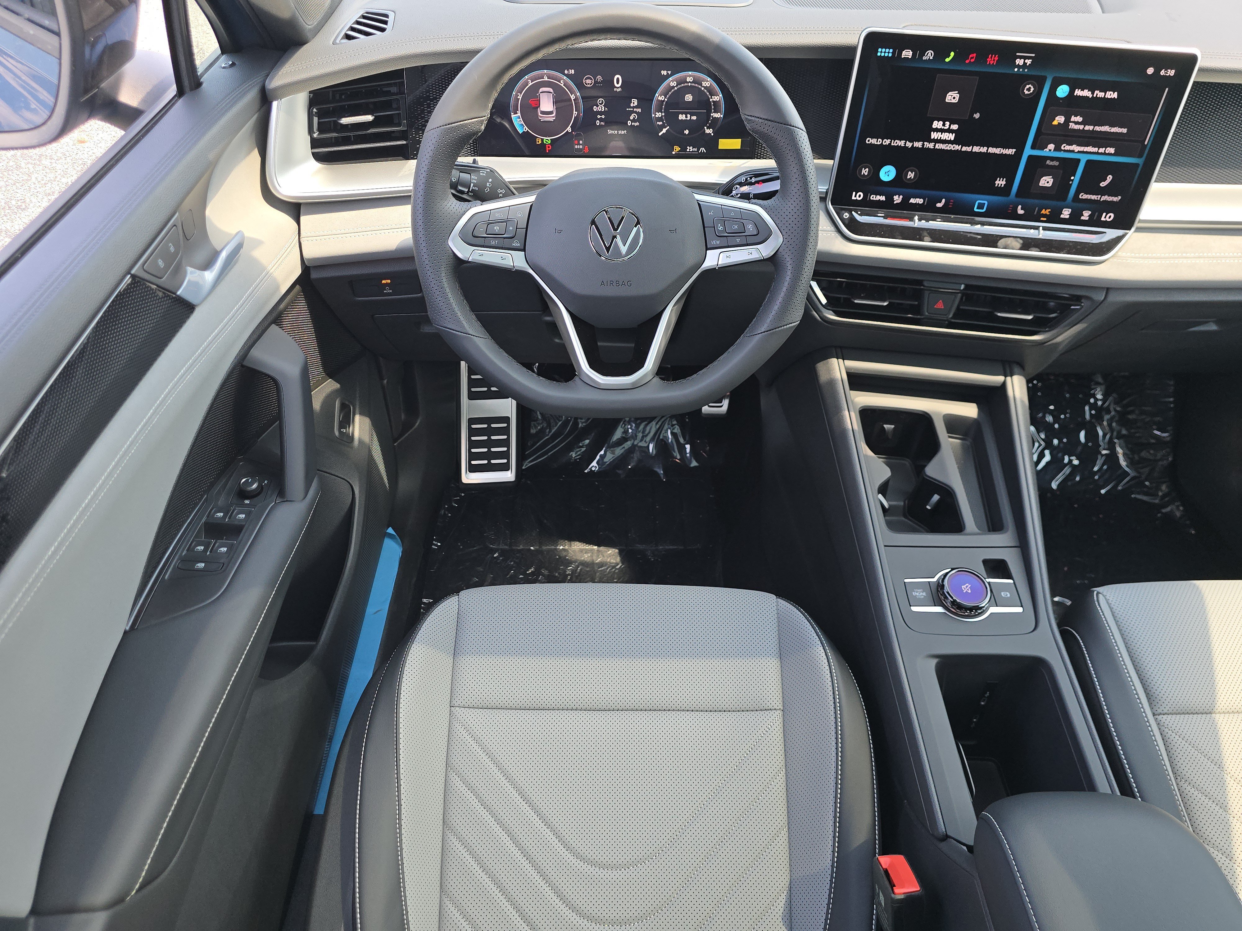 New 2026 Volkswagen Tiguan SE R-Line AWD/4WD image 21