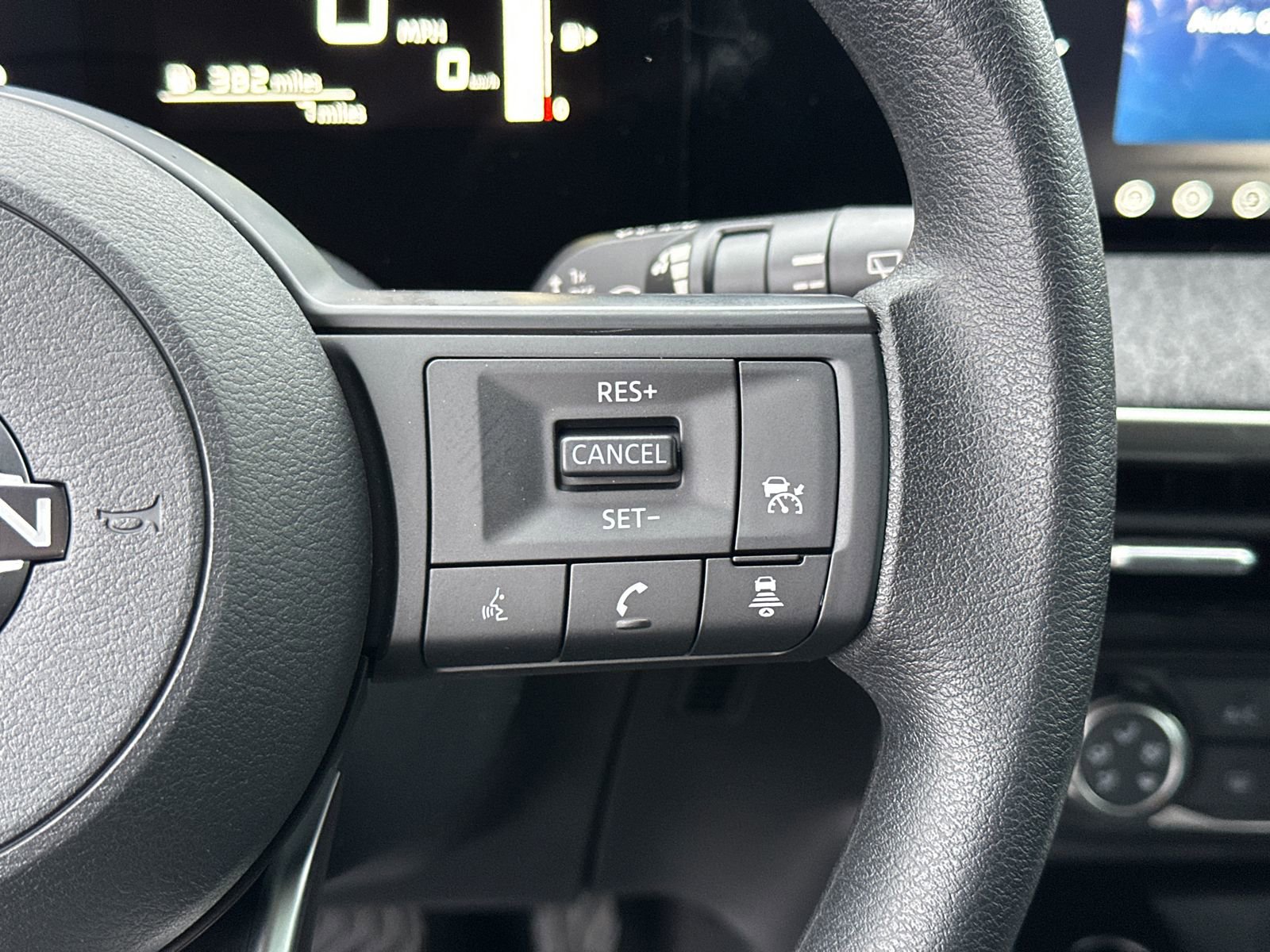 New 2026 Nissan Kicks S image 26