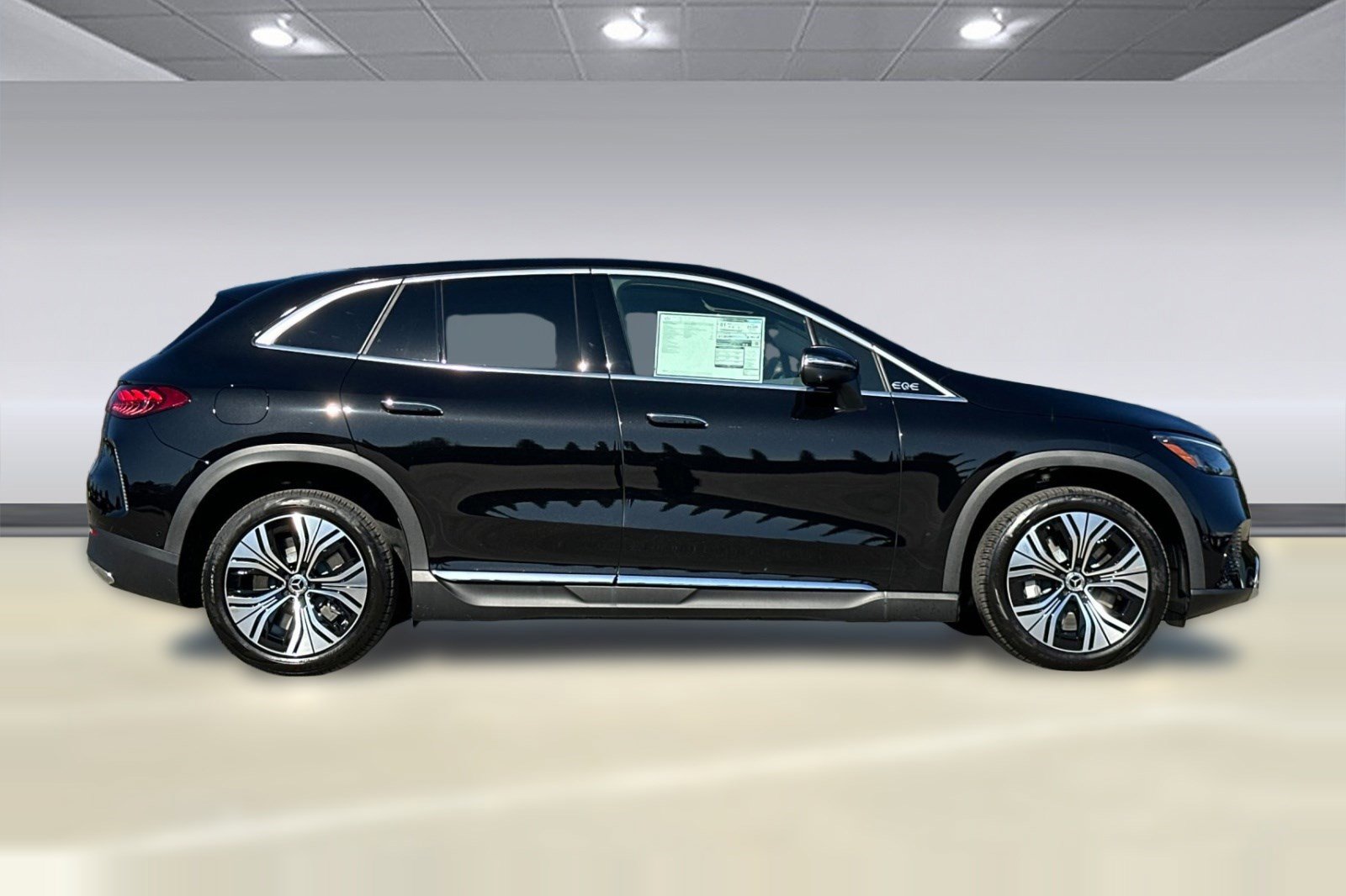 New 2025 Mercedes-Benz EQE 350+ 4MATIC SUV image 2