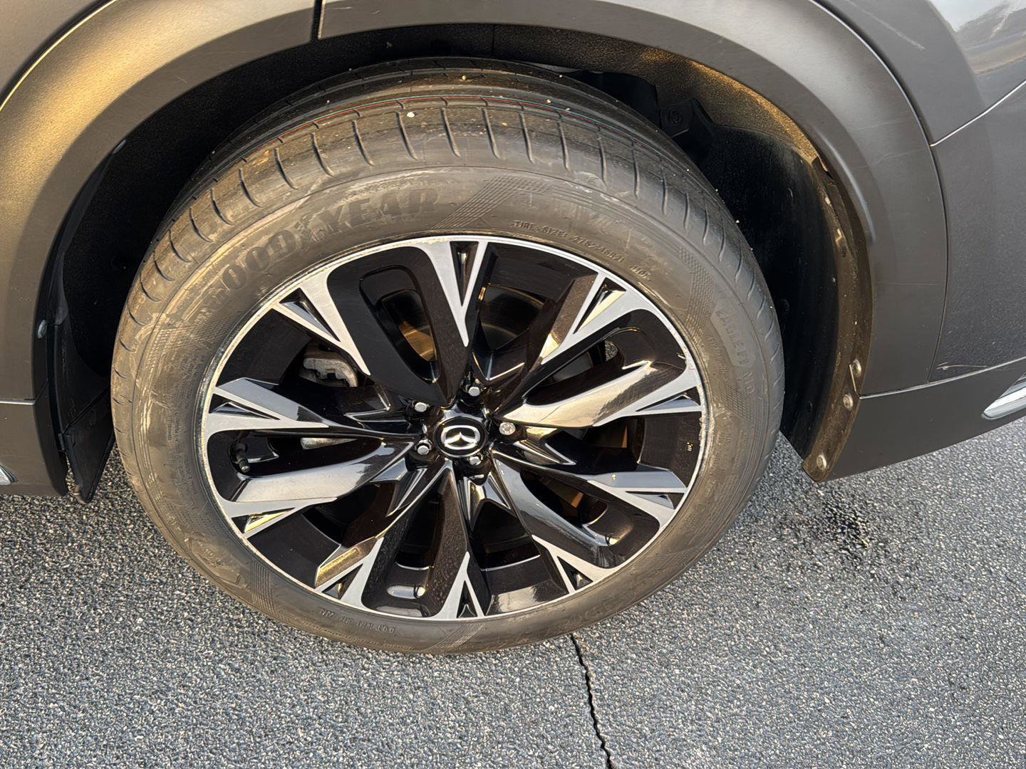 Used 2024 MAZDA CX-90 Plug-In Hybrid w/ Premium Pkg image 33