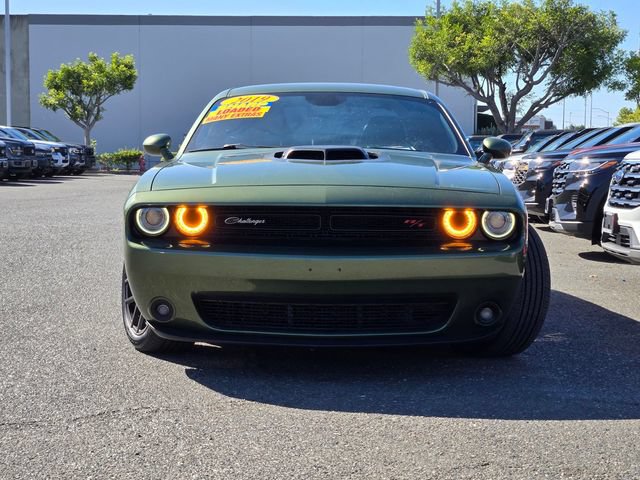Used 2019 Dodge Challenger R/T Scat Pack w/ Shaker Package RWD image 2