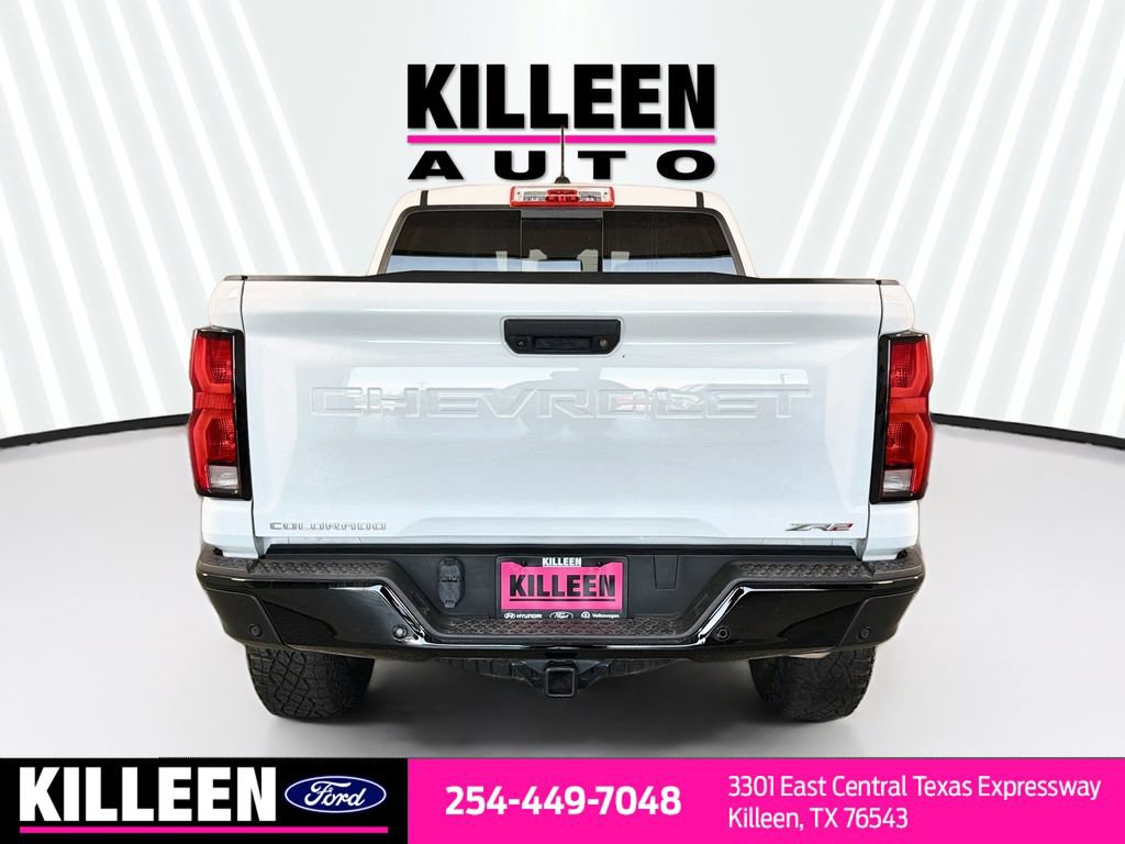 Used 2023 Chevrolet Colorado ZR2 w/ ZR2 Convenience Package III AWD/4WD image 8