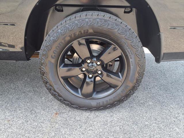 Certified 2016 RAM 1500 Express w/ Black Ram 1500 Express Group AWD/4WD image 8