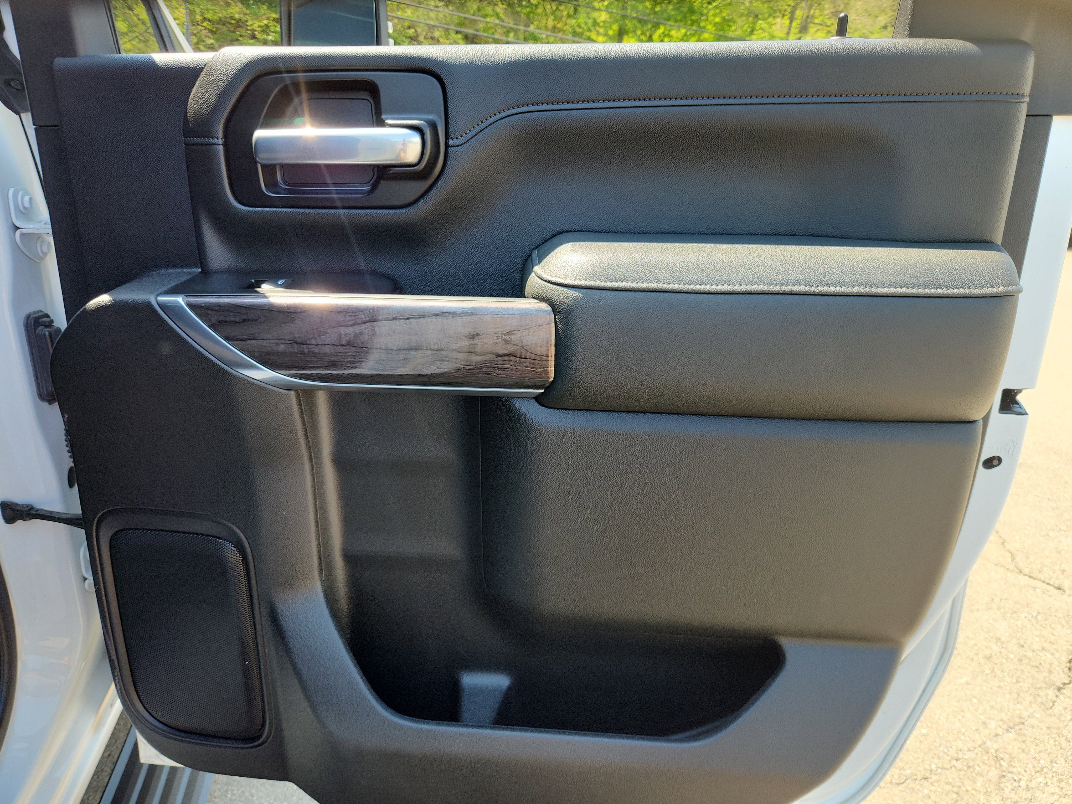 Used 2021 Chevrolet Silverado 2500 LTZ w/ LTZ Plus Package AWD/4WD image 49