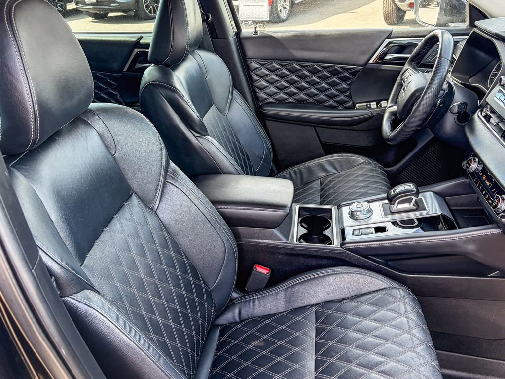 Used 2022 Mitsubishi Outlander SEL image 39