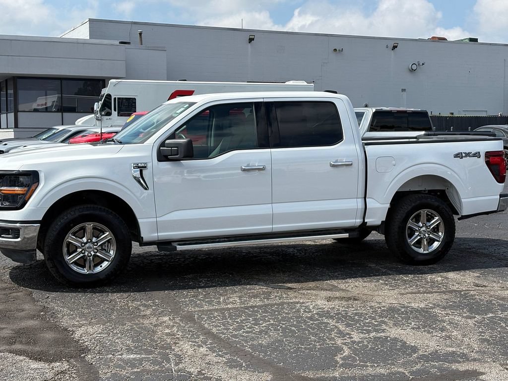 Used 2025 Ford F150 XLT w/ Equipment Group 301A Standard AWD/4WD image 4