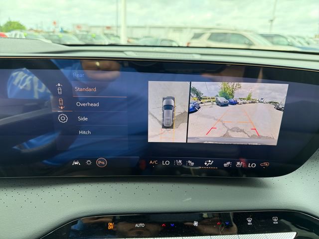 New 2026 Buick Enclave Avenir w/ Super Cruise Package FWD image 13