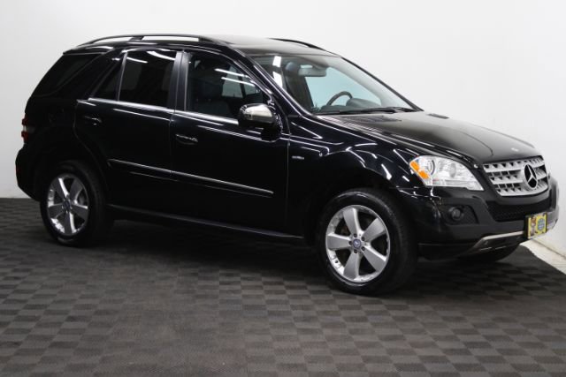 Used 2010 Mercedes-Benz ML 350 BlueTEC 4MATIC image 1