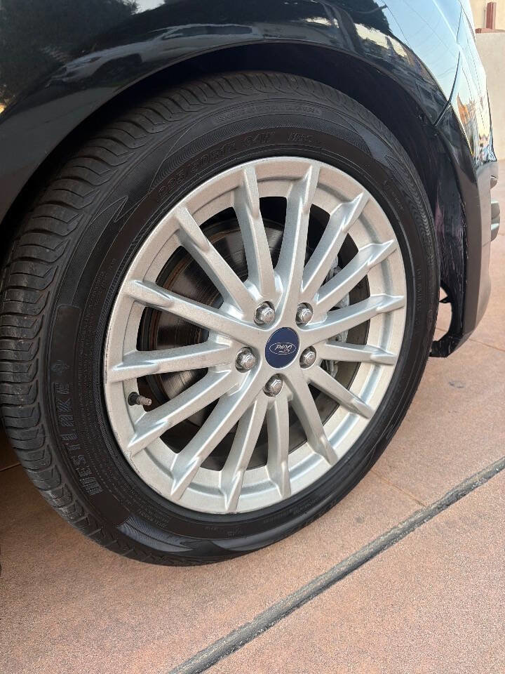 Used 2013 Ford C-MAX Energi SEL image 44