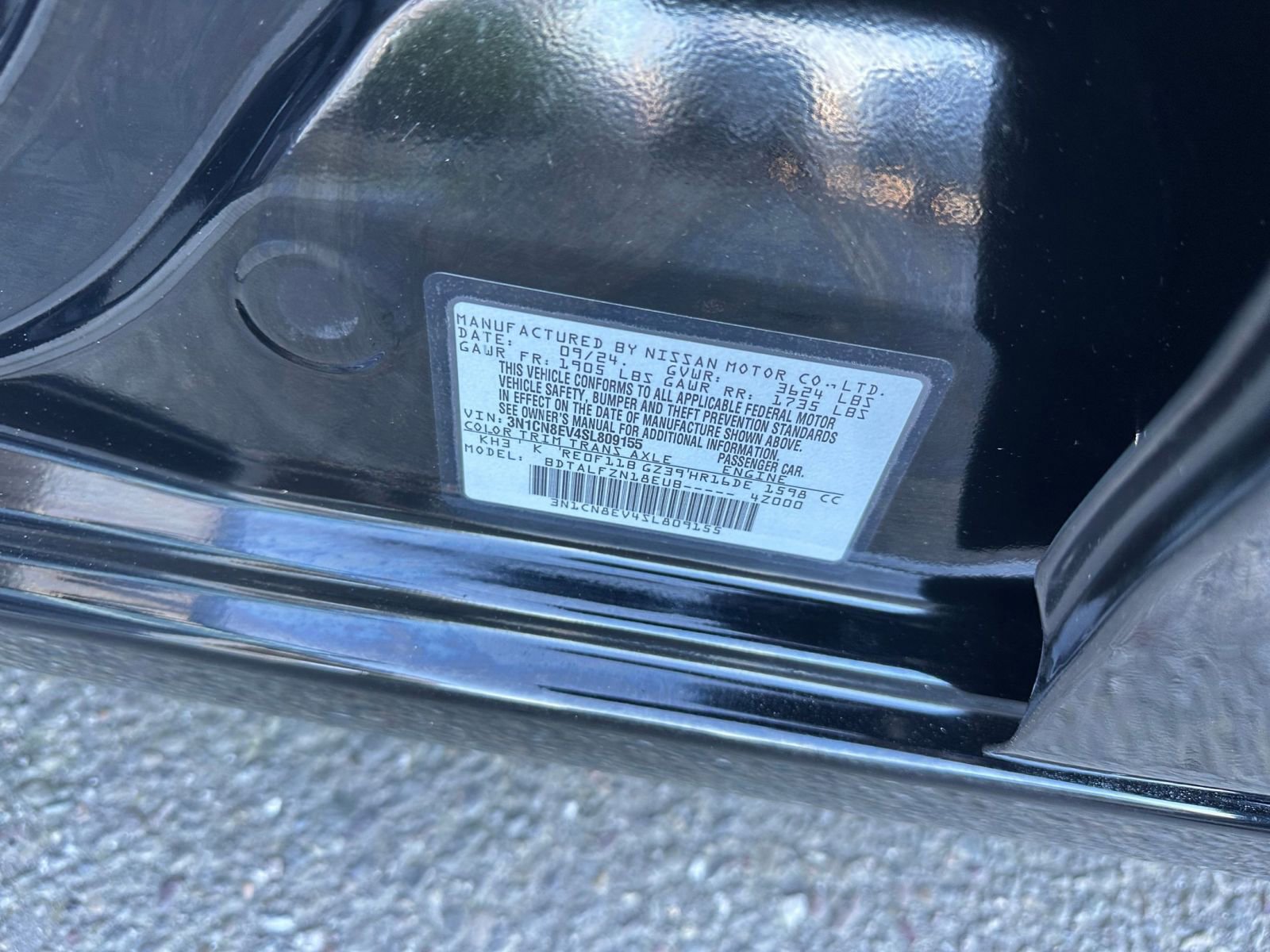 Used 2025 Nissan Versa SV image 29