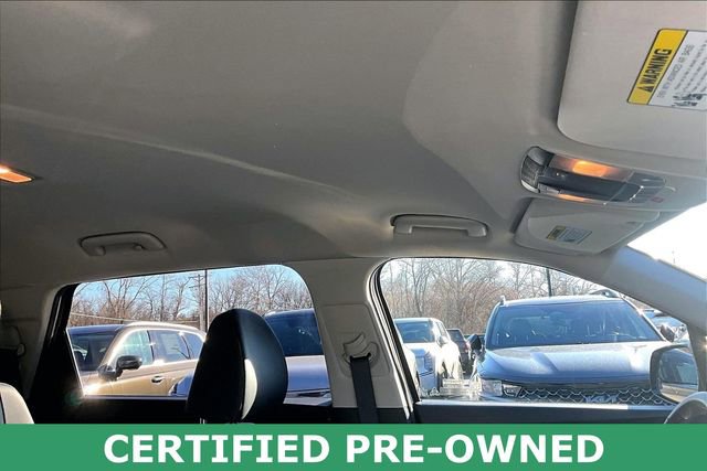 Certified 2025 Kia Sorento S image 21