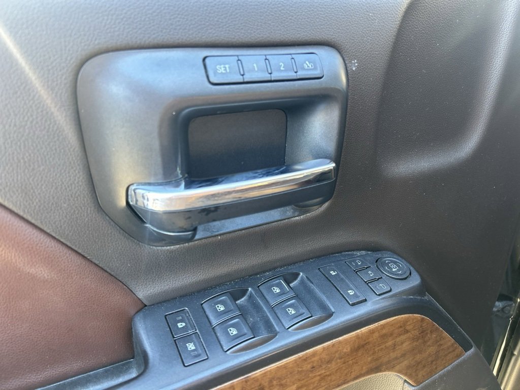 Used 2015 Chevrolet Silverado 3500 High Country w/ Duramax Plus Package image 10