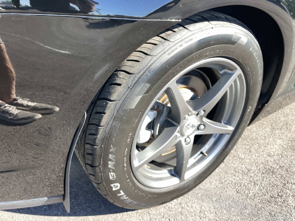 Used 2015 Chevrolet Camaro LS RWD image 21
