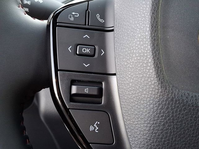 New 2026 Toyota Prius Plug-In Hybrid FWD image 13