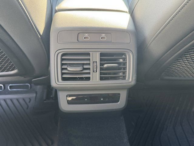 Used 2025 Audi Q5 Premium w/ Convenience Package AWD/4WD image 16