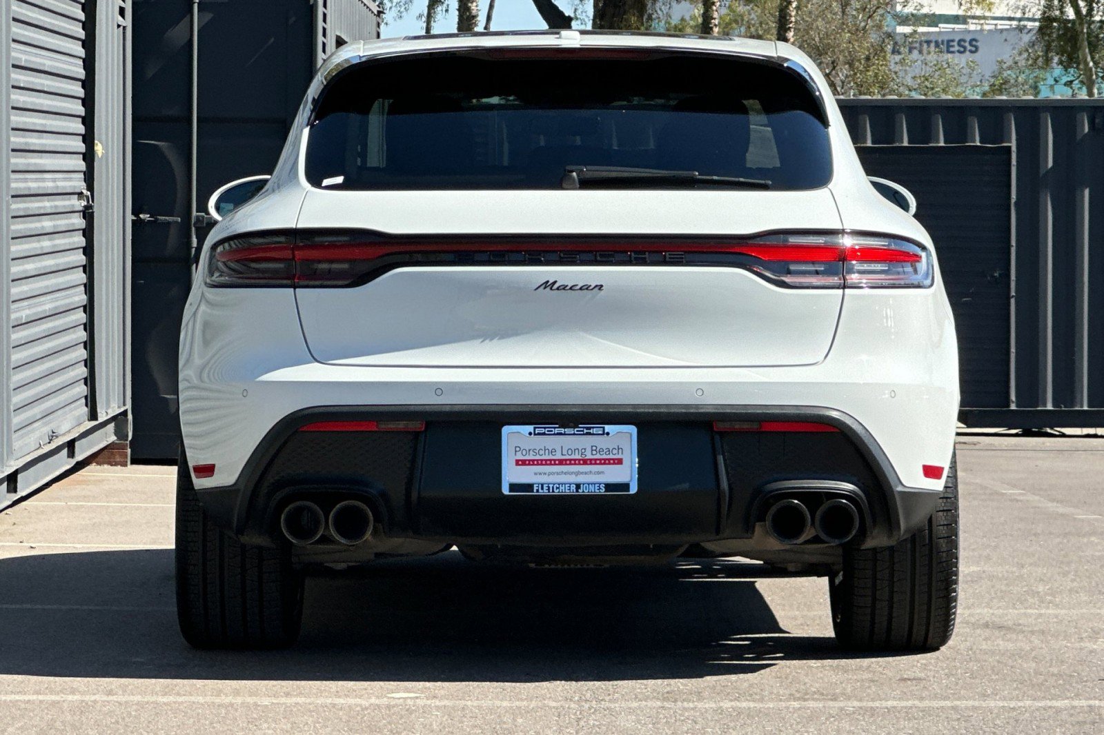 Certified 2024 Porsche Macan image 7
