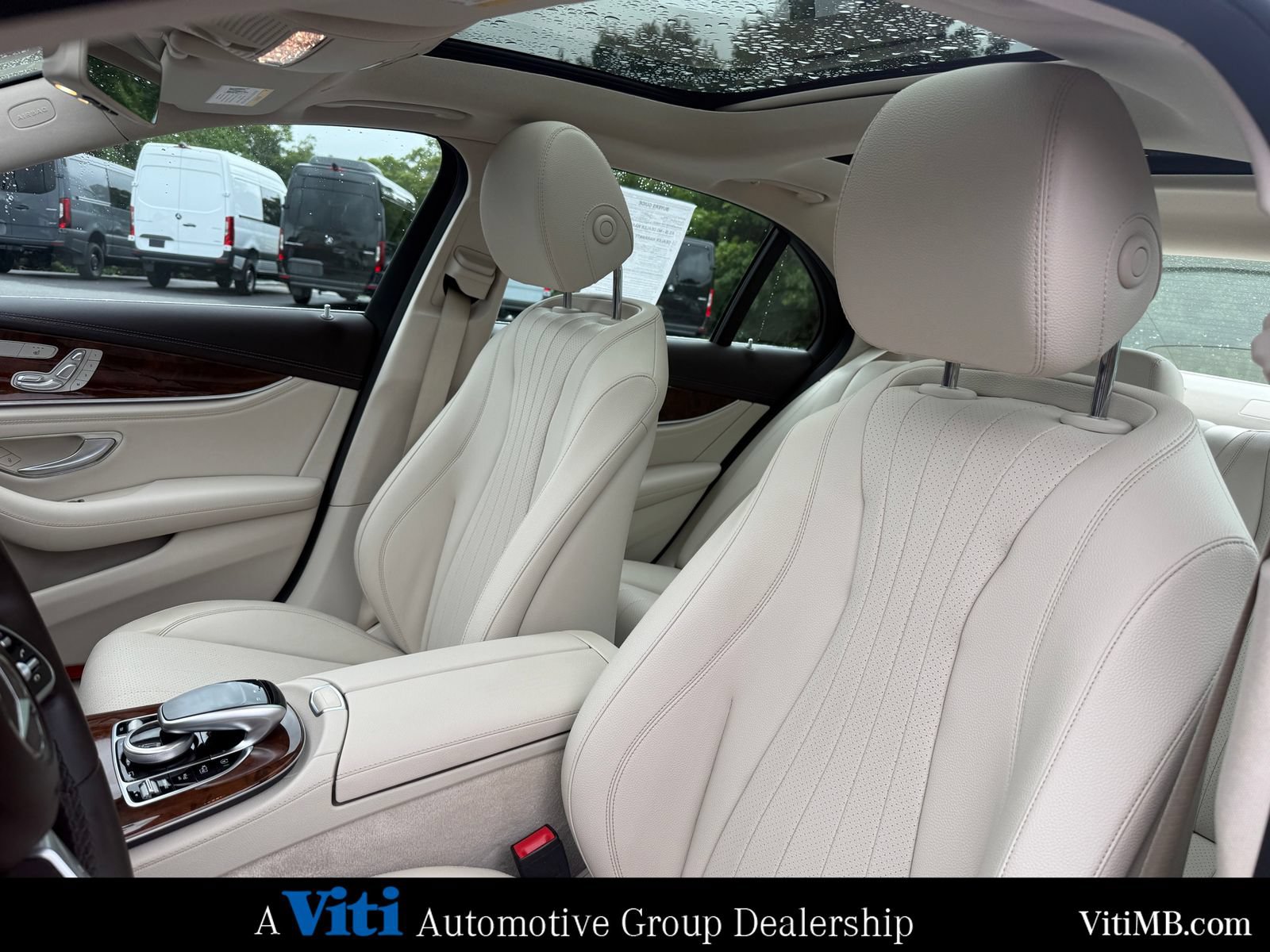 Used 2019 Mercedes-Benz E 300 4MATIC image 18
