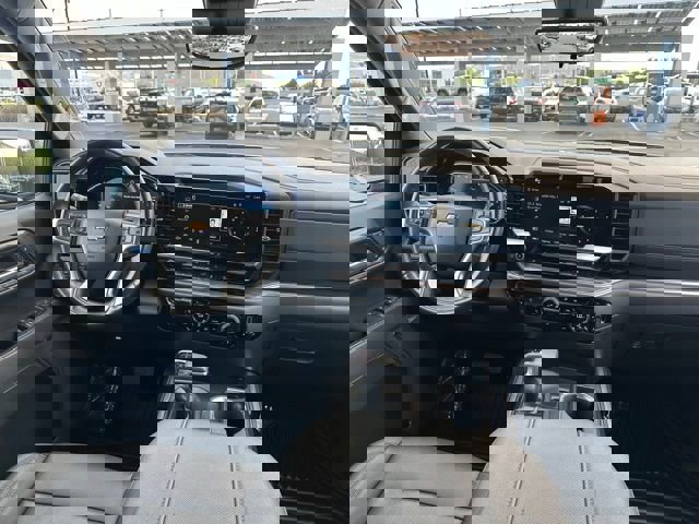 Used 2023 Chevrolet Silverado 1500 LTZ image 16