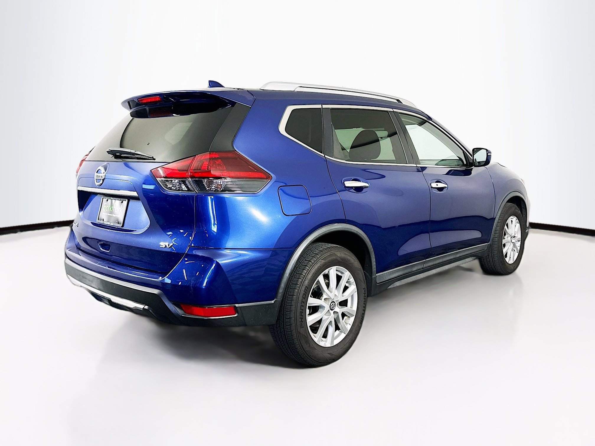 Used 2018 Nissan Rogue SV FWD image 9