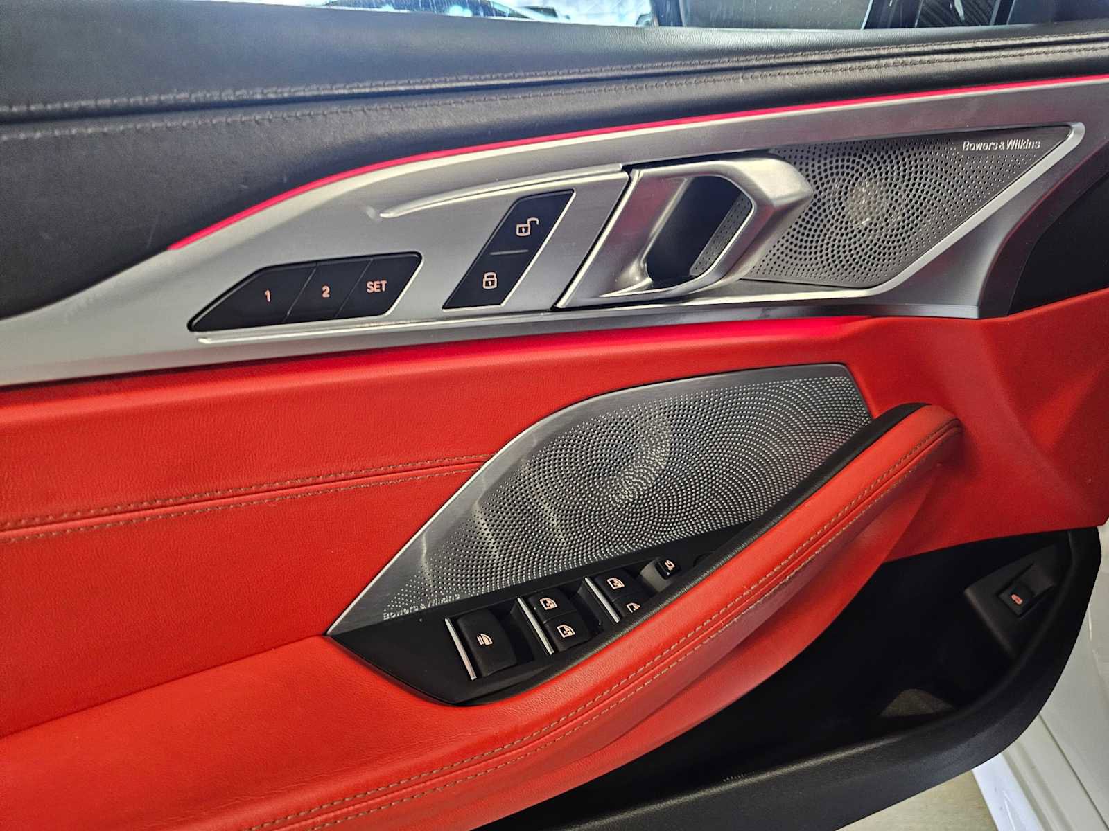 Used 2019 BMW M850i xDrive M850i xDrive w/ M Carbon Exterior Package image 32