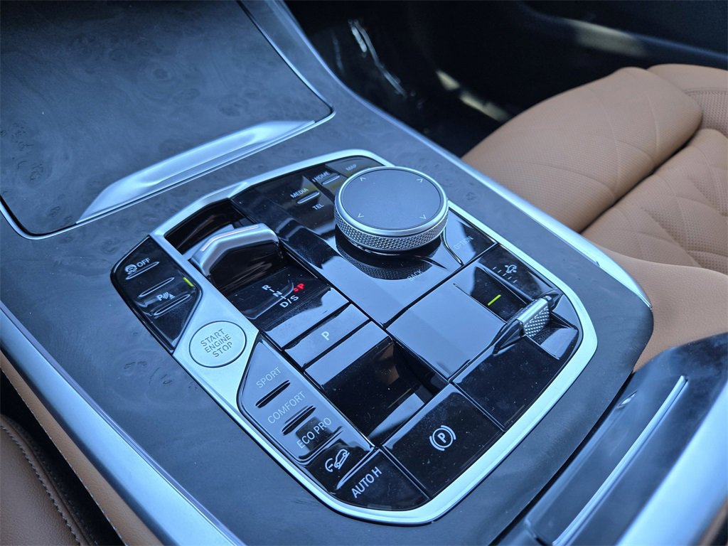 New 2026 BMW X7 xDrive40i image 23