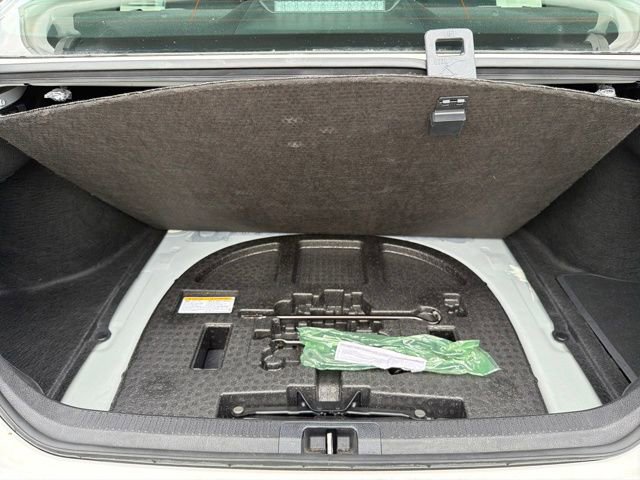 Used 2025 Toyota Camry LE image 31