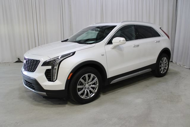 Used 2023 Cadillac XT4 Premium Luxury w/ Cold Weather Package FWD image 31