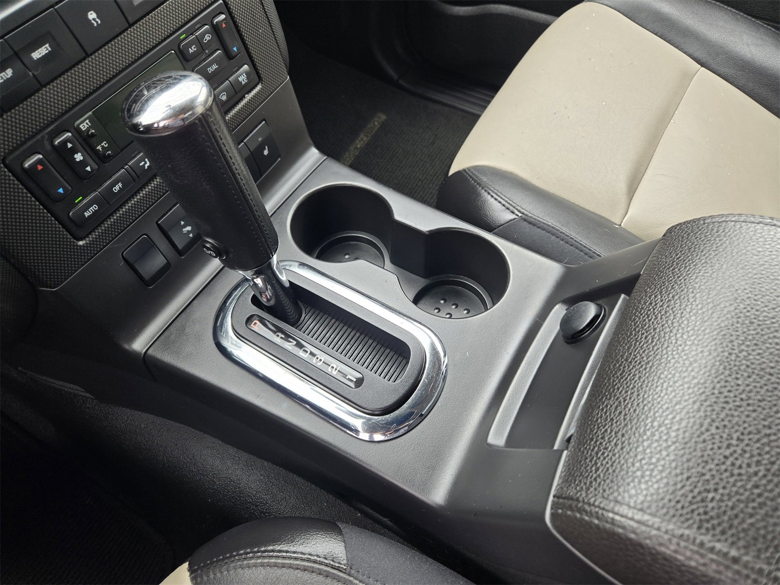 Used 2007 Ford Explorer Sport Trac Limited image 17