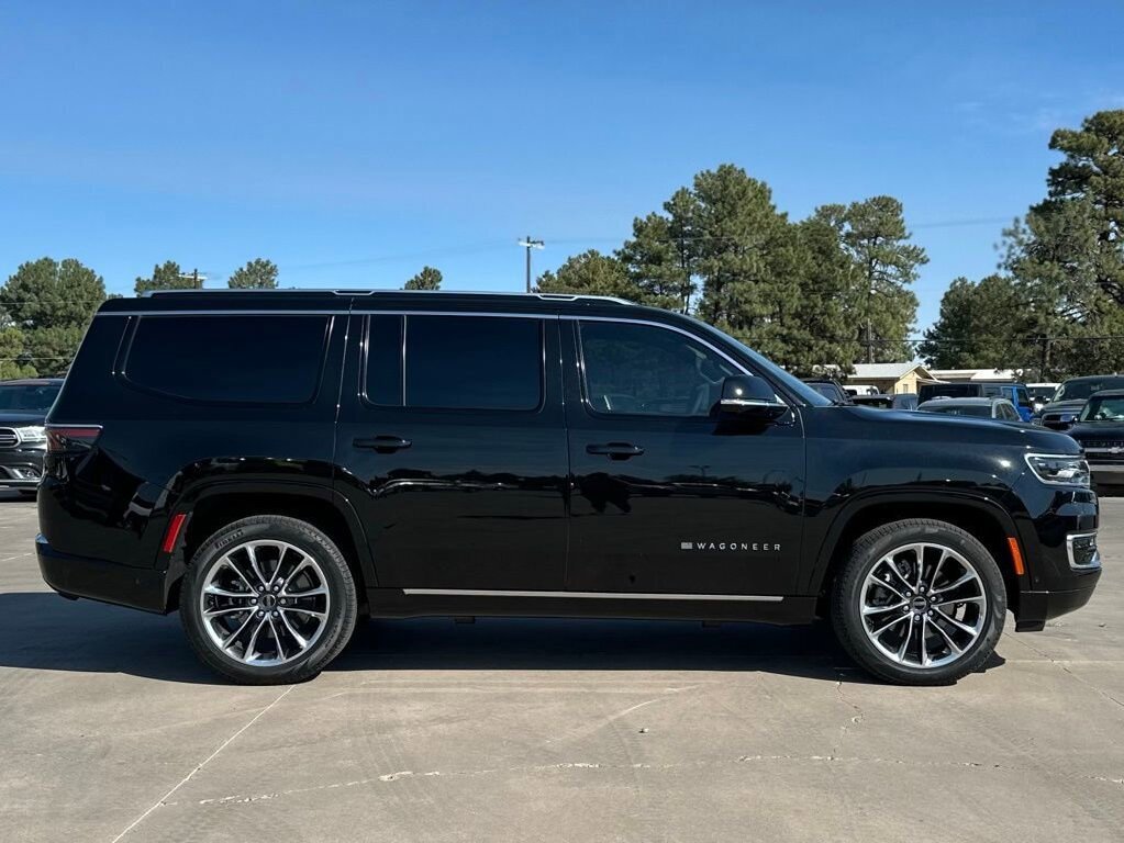 New 2025 Jeep Wagoneer Series III w/ Premium Group I image 2
