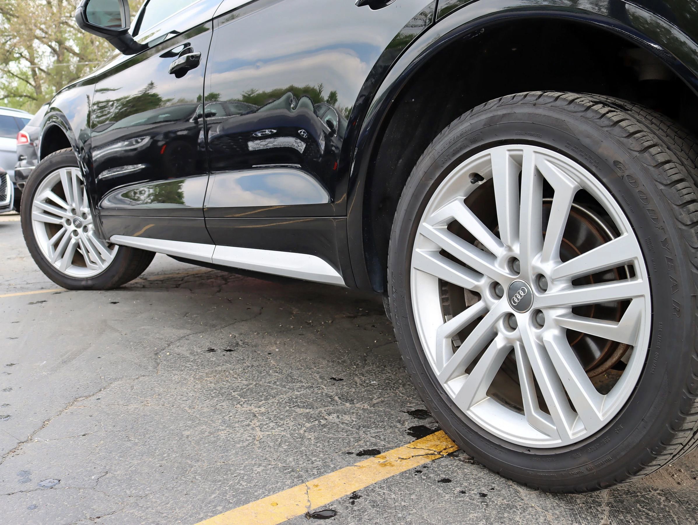 Used 2018 Audi Q5 2.0T Premium Plus w/ Premium Plus Package AWD/4WD image 14