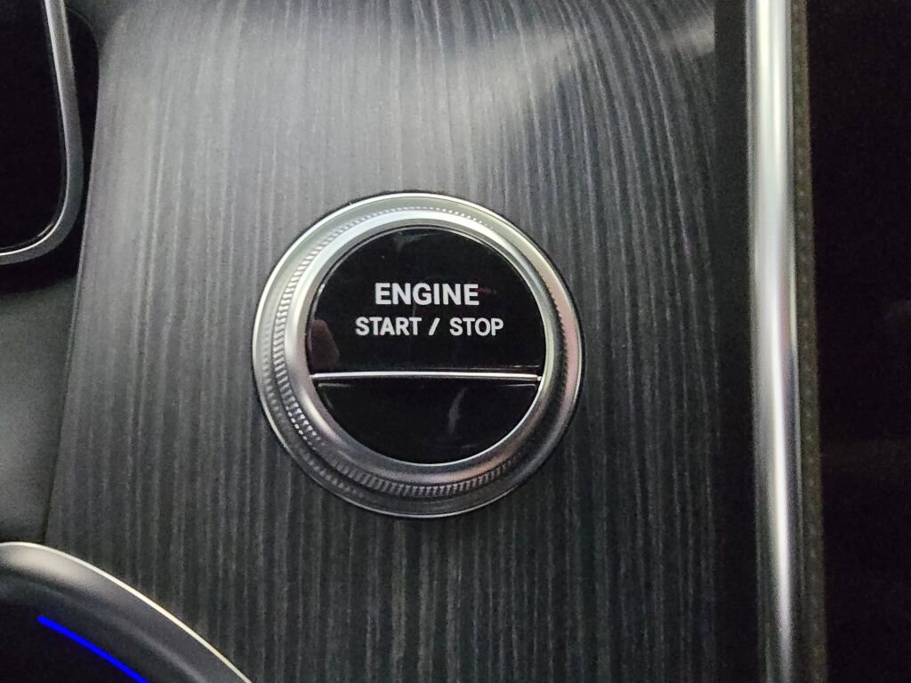 New 2025 Mercedes-Benz GLC 63 AMG S image 22