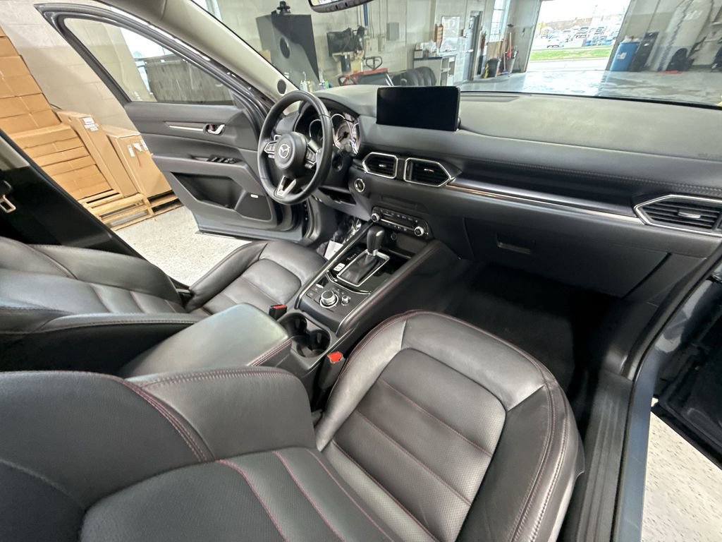 Used 2025 MAZDA CX-5 Carbon Edition AWD/4WD image 38