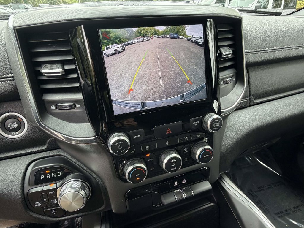 Used 2024 RAM 1500 Laramie AWD/4WD image 18