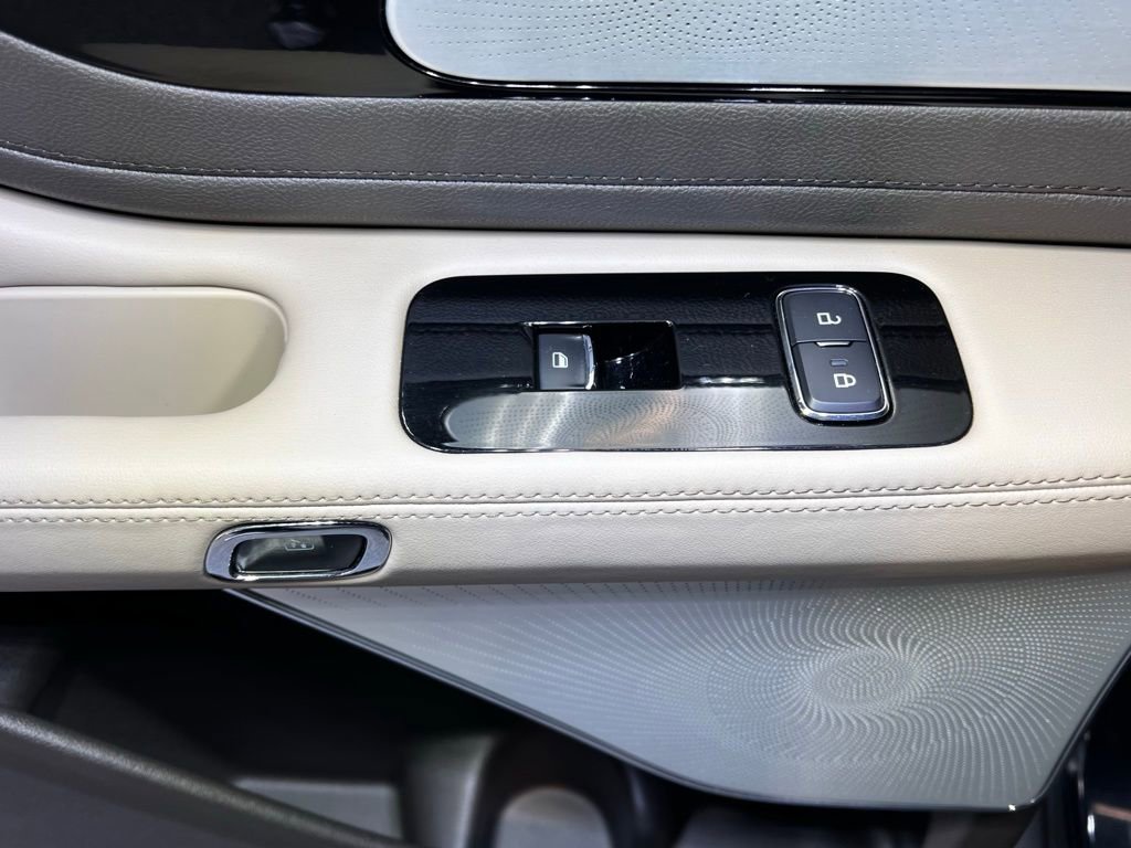 Used 2023 Lincoln Aviator Reserve w/ Equipment Group 201A image 41