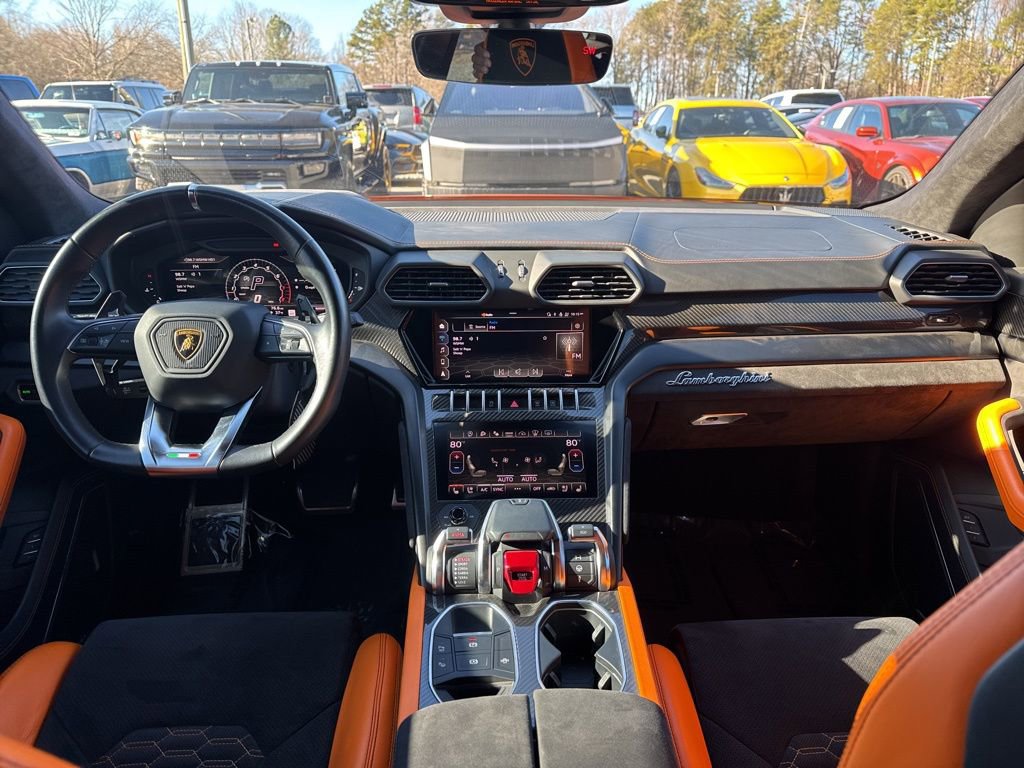 Used 2022 Lamborghini Urus image 15