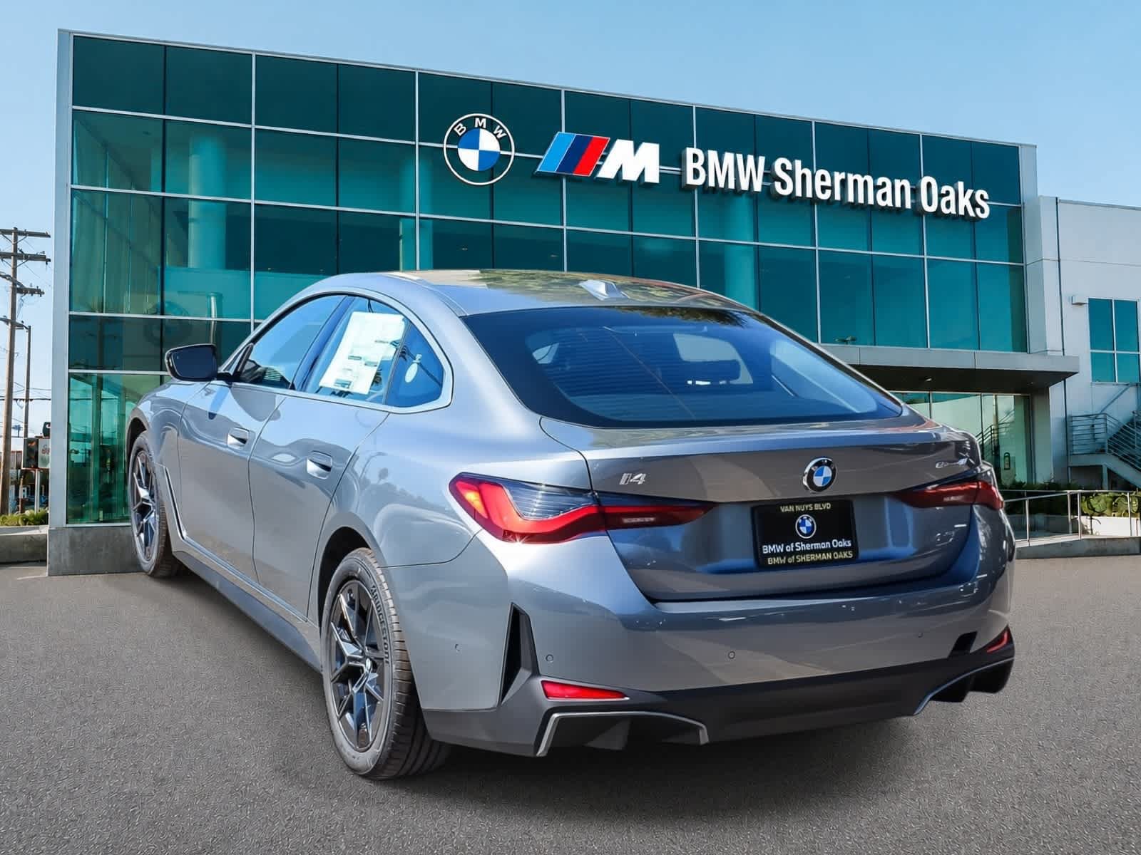 New 2026 BMW i4 eDrive40 w/ Premium Package RWD image 6