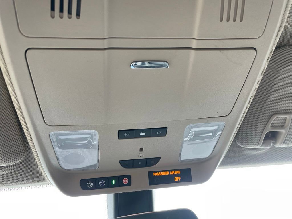 Used 2017 Buick Envision Essence FWD image 50