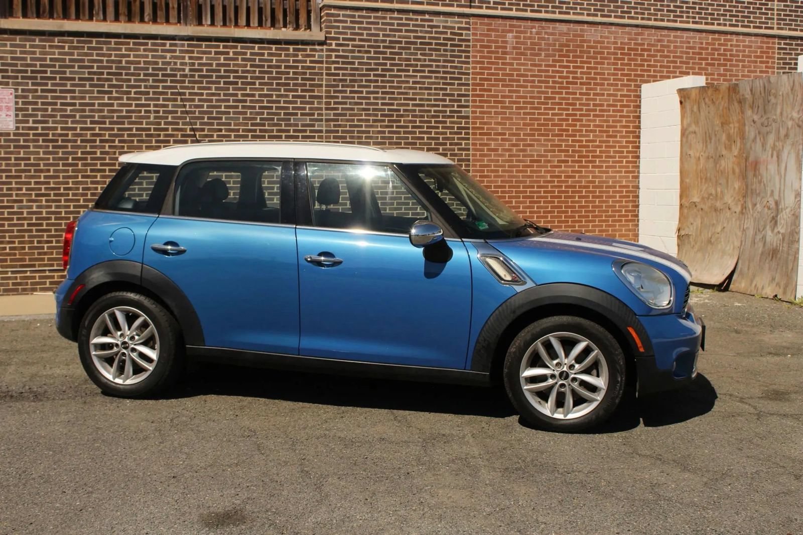 Used 2014 MINI Cooper Countryman S FWD image 3