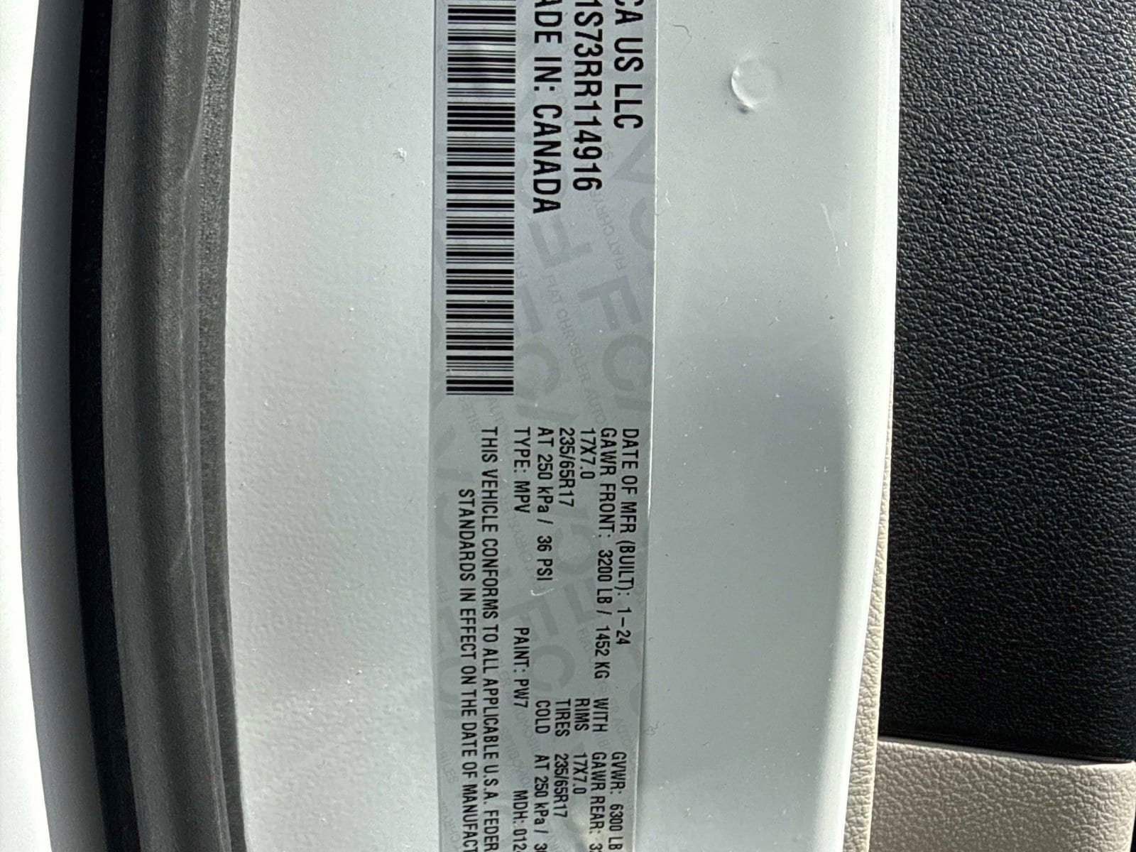 Used 2024 Chrysler Pacifica Limited FWD image 34